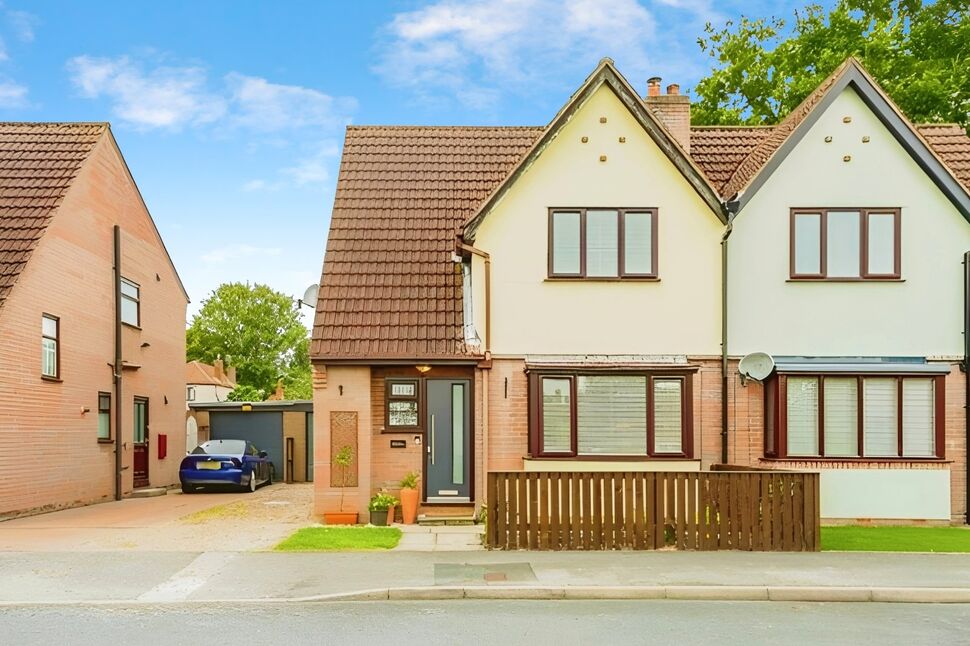 3 bedroom Semi Detached House for sale, The Shrubberies, Cliffe, YO8