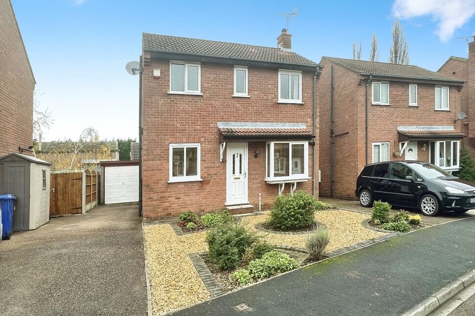 3 bedroom Detached House for sale, Coupland Road, Selby, YO8 £190,000