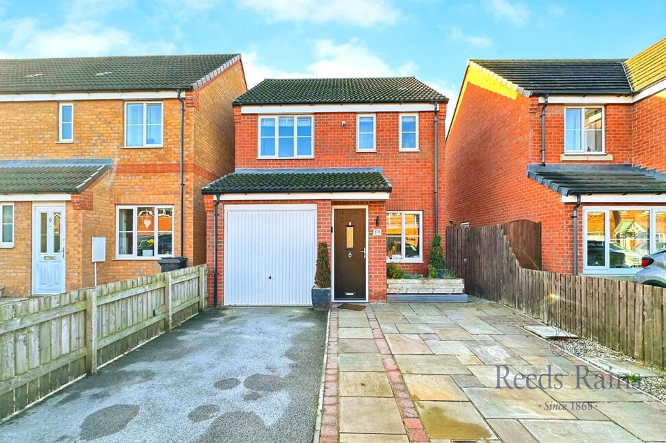 3 bedroom Detached House for sale