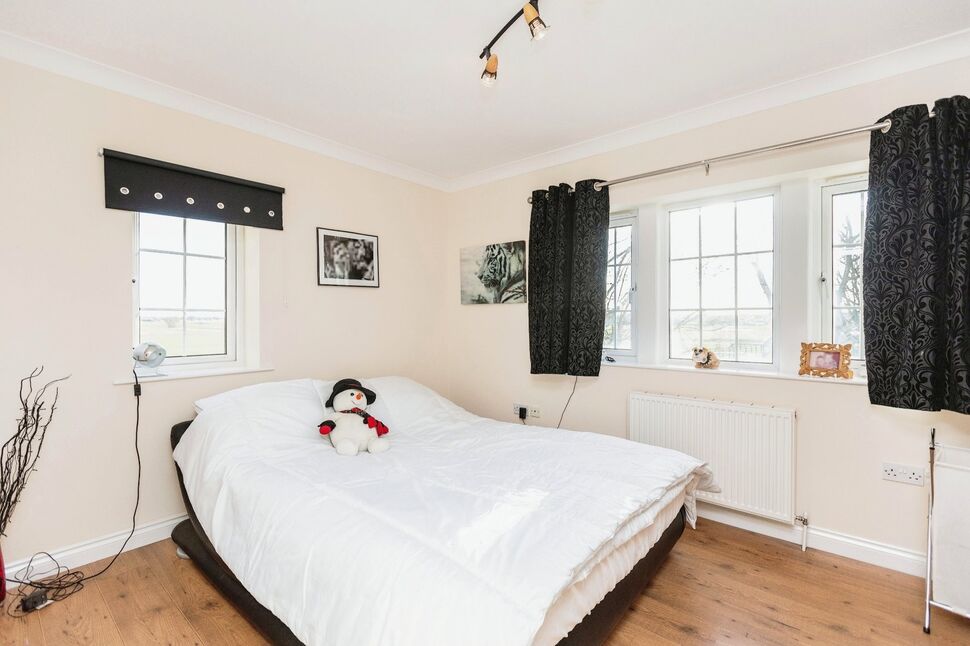 6 bedroom Detached House for sale, Croft Gardens, Whitley, DN14 £595,000