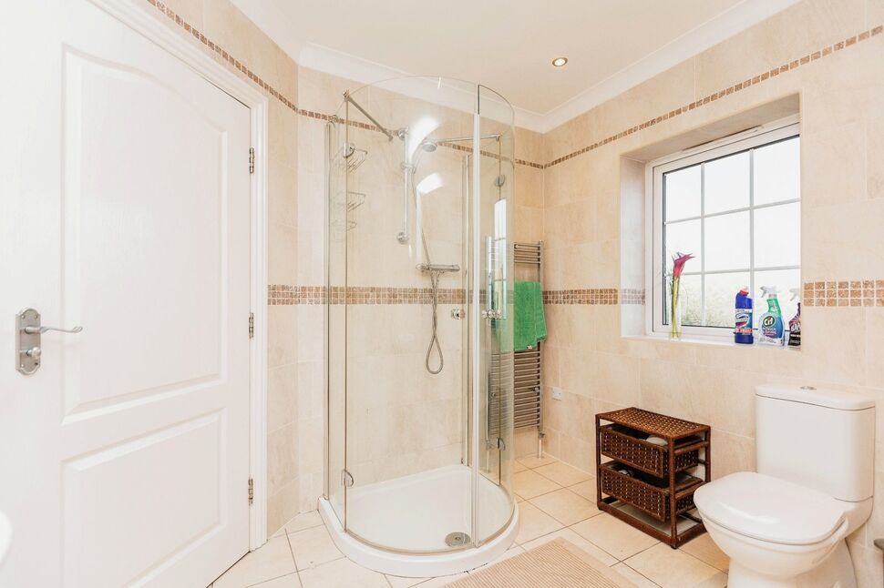 6 bedroom Detached House for sale, Croft Gardens, Whitley, DN14 £595,000