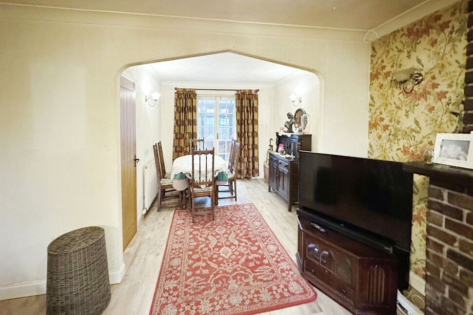 3 bedroom Detached House for sale, Ings Lane, Kellington, DN14 £210,000