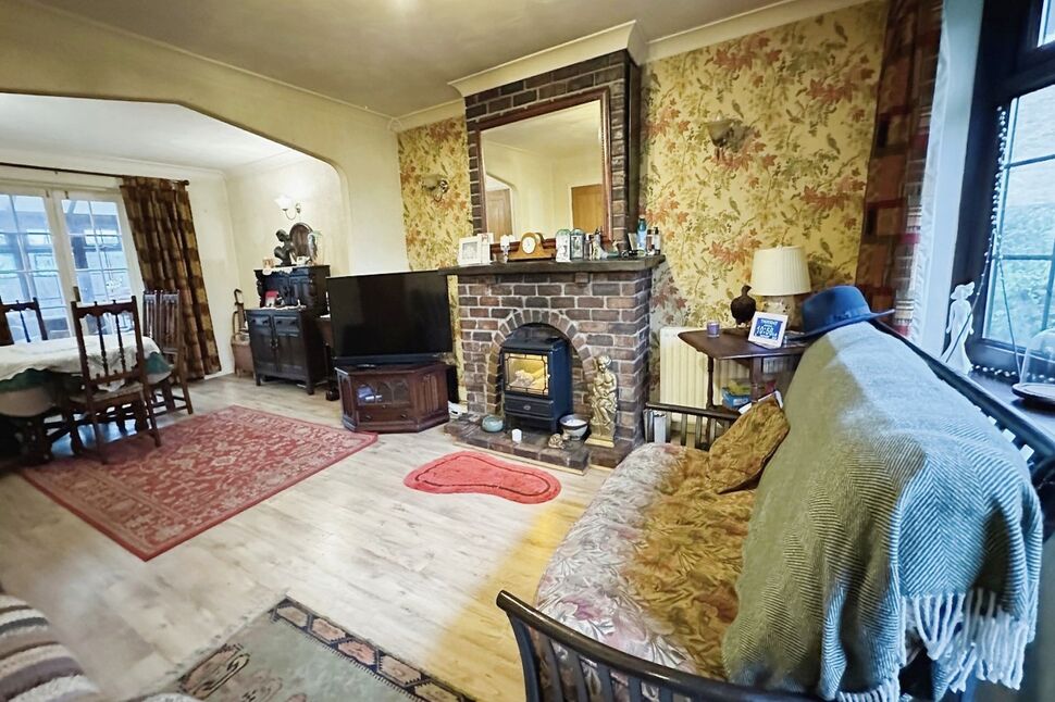 3 bedroom Detached House for sale, Ings Lane, Kellington, DN14 £210,000