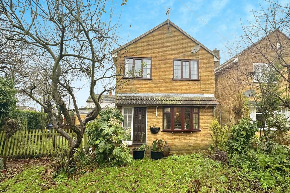 3 bedroom Detached House for sale, Ings Lane, Kellington, DN14 £210,000