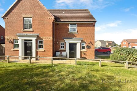 1 bedroom Semi Detached House for sale
