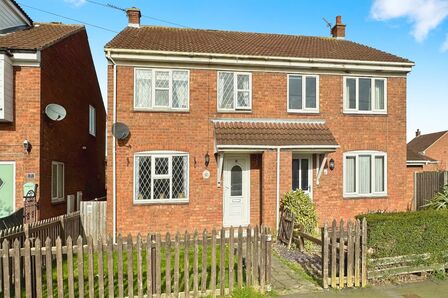 Eastfield Lane, 3 bedroom Semi Detached House for sale, £170,000