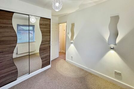 Prospect Avenue, 2 bedroom  Bungalow to rent, £850 pcm