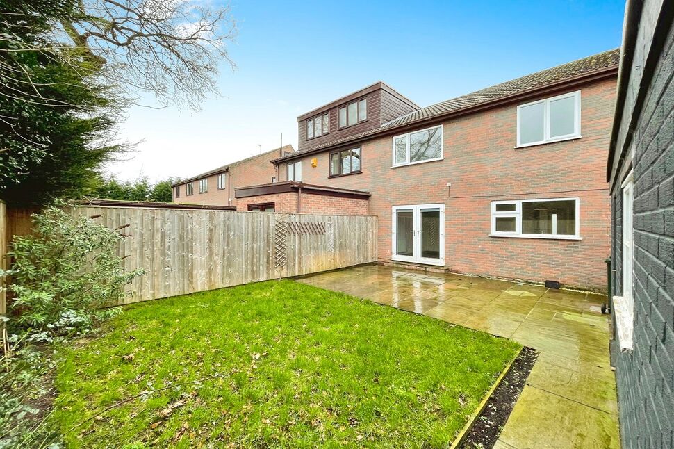 3 bedroom Semi Detached House for sale, The Shrubberies, Cliffe, YO8