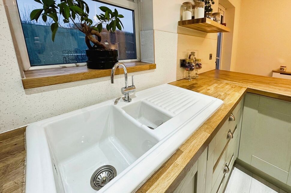 4 bedroom Semi Detached House for sale, Whitley Farm Close, Whitley, DN14 £250,000