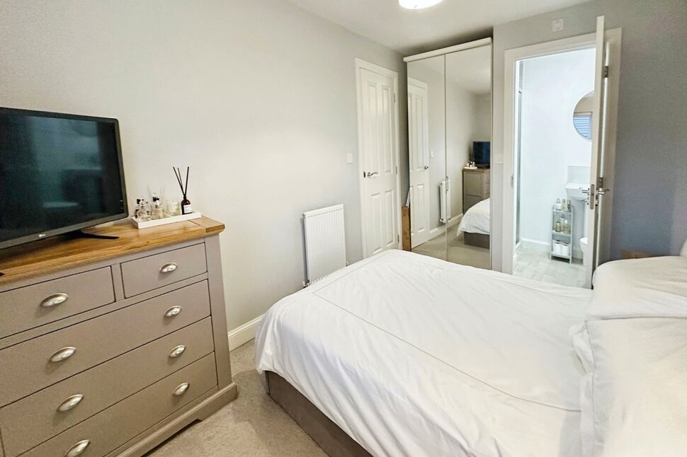 3 bedroom Semi Detached House for sale, Greenfield Drive, Barlby, YO8 £225,000