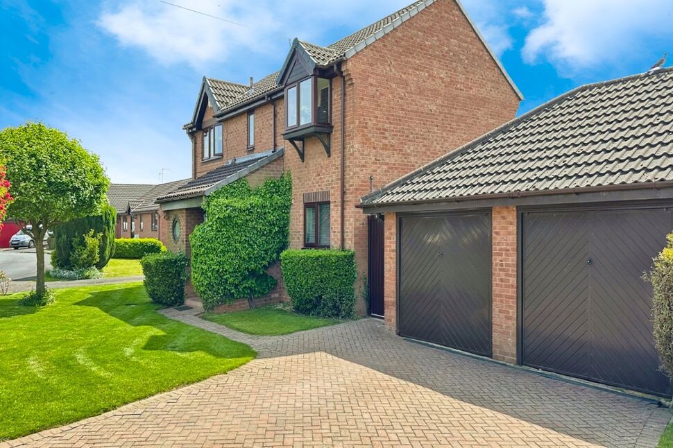 Main image of 4 bedroom Detached House for sale, Tabard Road, Eggborough, DN14