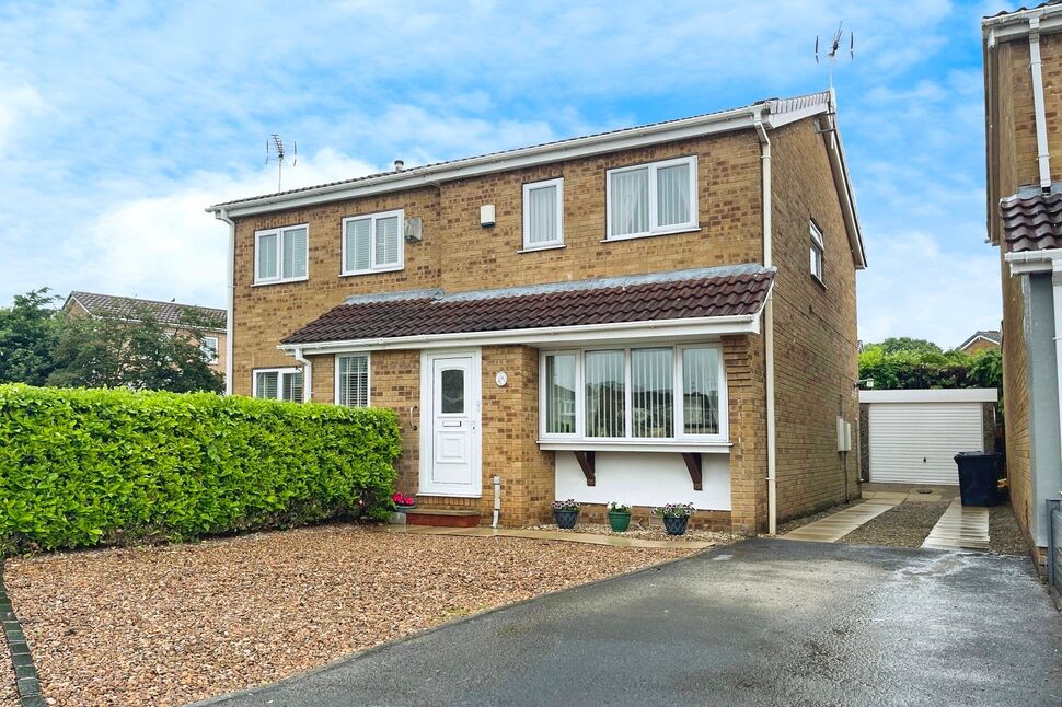 Main image of 3 bedroom Semi Detached House for sale, Westbourne Road, Selby, North Yorkshire, YO8