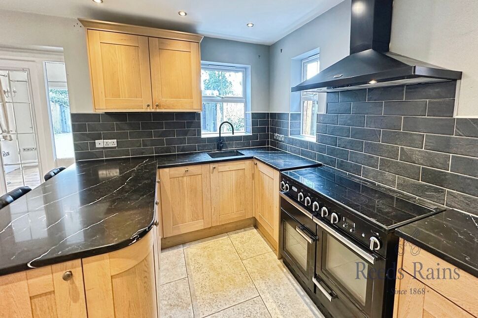 Kitchen Family Room