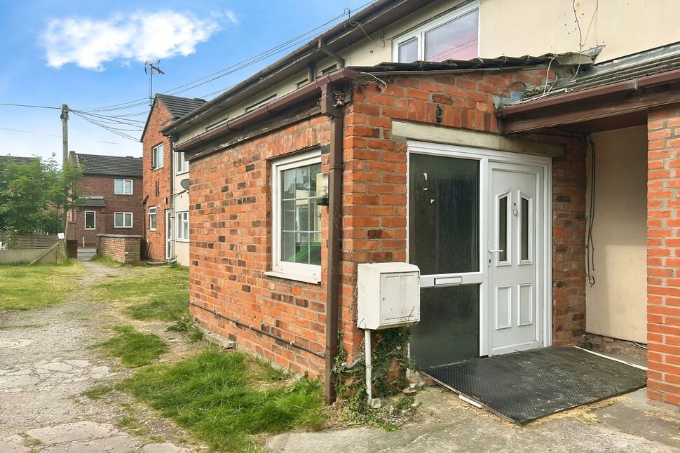 Main image of 1 bedroom Flat for sale, Holmes Lane, Selby, North Yorkshire, YO8
