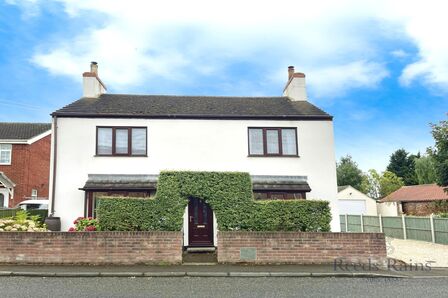 Main Street, 4 bedroom Detached House for sale, &pound;300,000