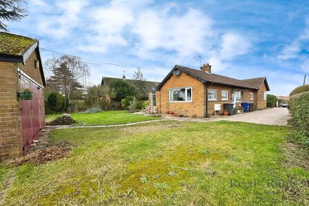 Mill Lane, 3 bedroom Detached Bungalow for sale, &pound;285,000