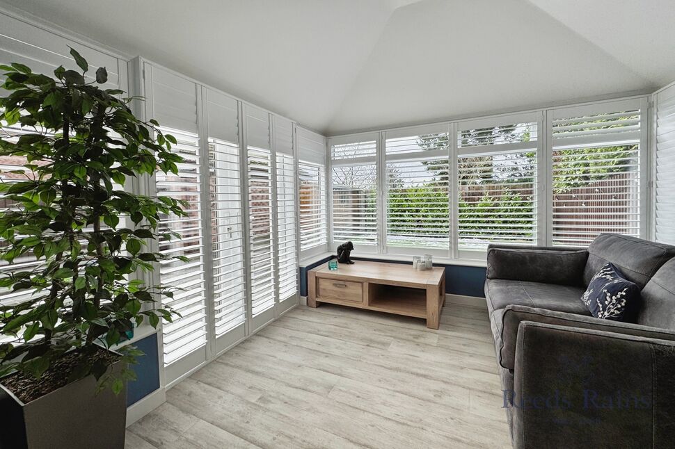 Conservatory / Sun room