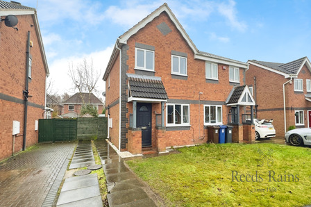 3 bedroom Semi Detached House to rent