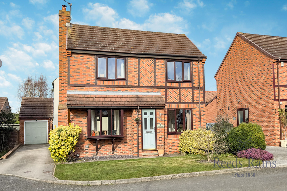 Main image of 3 bedroom Detached House for sale, The Chestnuts, Hensall, North Yorkshire, DN14