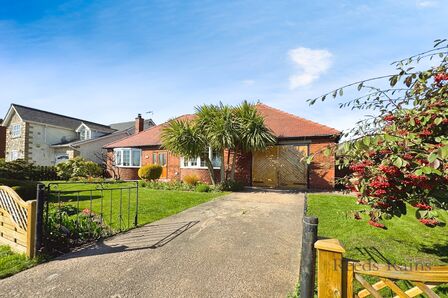4 bedroom Detached Bungalow for sale