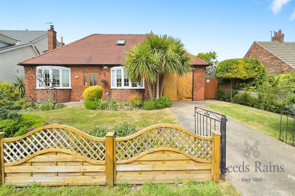 4 bedroom Detached Bungalow for sale