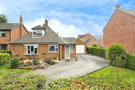 Chapel Street, 3 bedroom Detached Bungalow for sale, £475,000