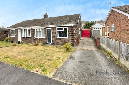 2 bedroom Semi Detached Bungalow for sale