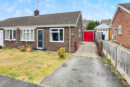2 bedroom Semi Detached Bungalow for sale