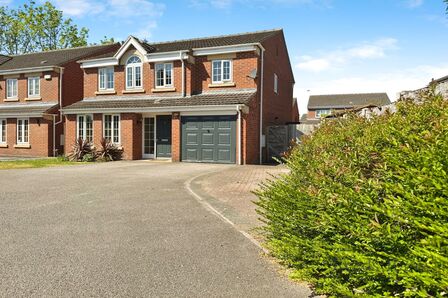 Calverley Court, 4 bedroom Detached House for sale, £360,000
