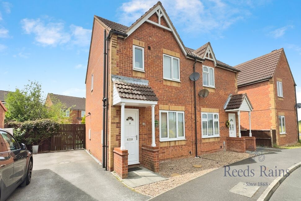 Main image of 3 bedroom Semi Detached House for sale, Peartree Close, Barlby, North Yorkshire, YO8