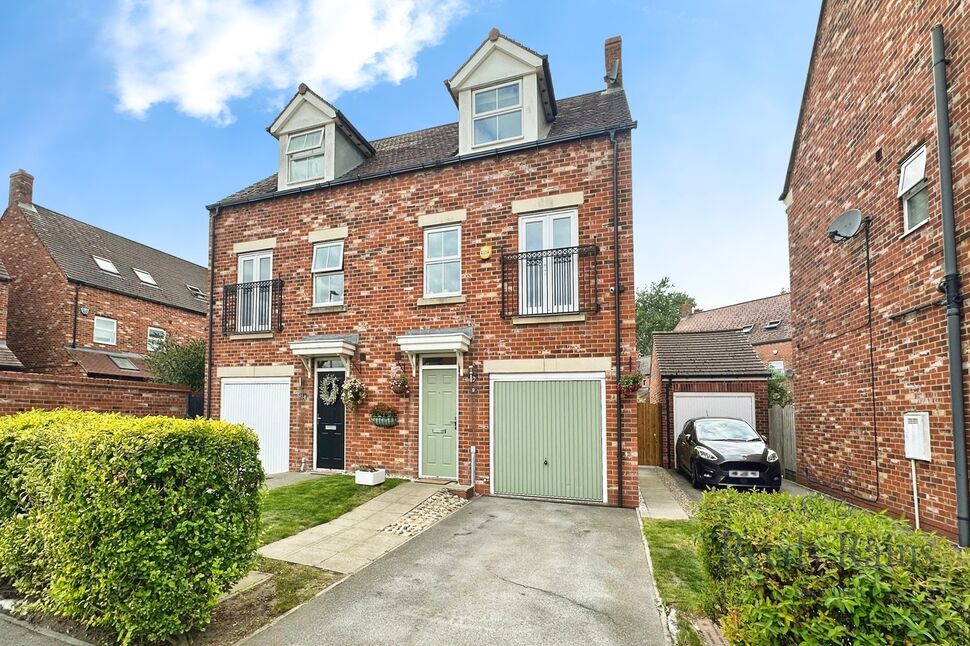 Main image of 3 bedroom Semi Detached House for sale, Oak Way, Selby, North Yorkshire, YO8