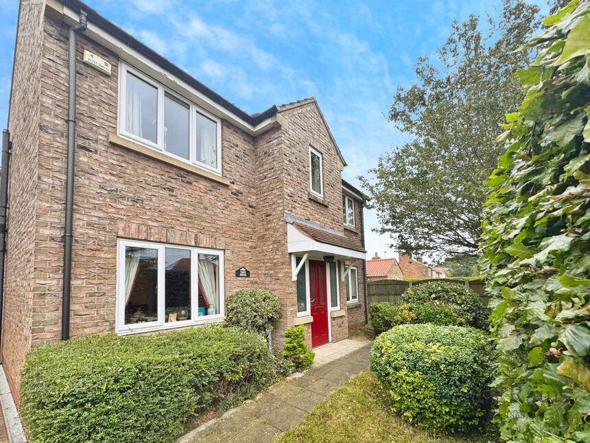 Main image of 4 bedroom Detached House for sale, Doncaster Road, Brayton, North Yorkshire, YO8