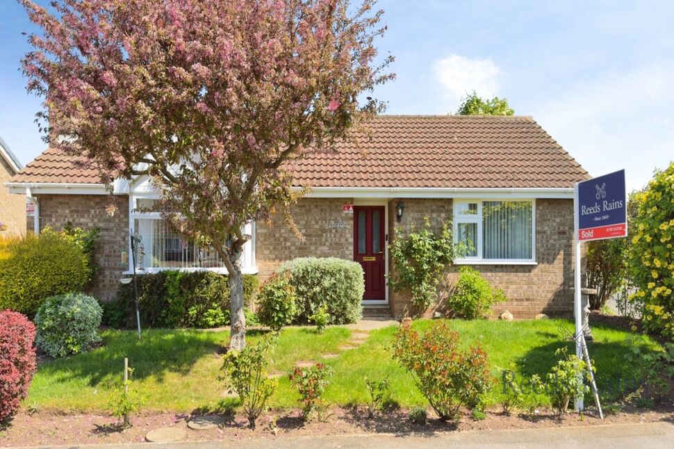 Main image of 2 bedroom Detached Bungalow for sale, Dane Avenue, Thorpe Willoughby, North Yorkshire, YO8