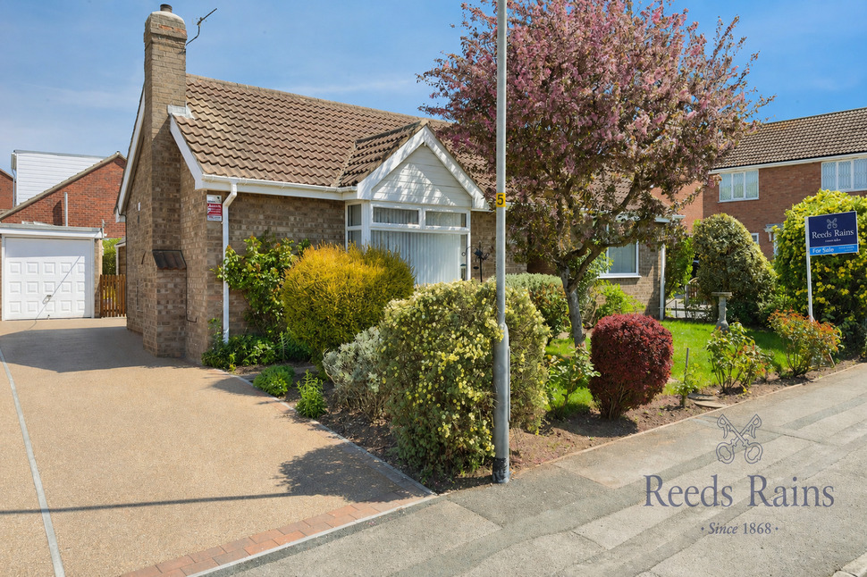 Main image of 2 bedroom Detached Bungalow for sale, Dane Avenue, Thorpe Willoughby, North Yorkshire, YO8