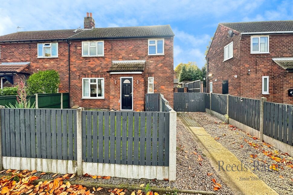 Main image of 3 bedroom Semi Detached House for sale, Manor Garth, Kellington, North Yorkshire, DN14