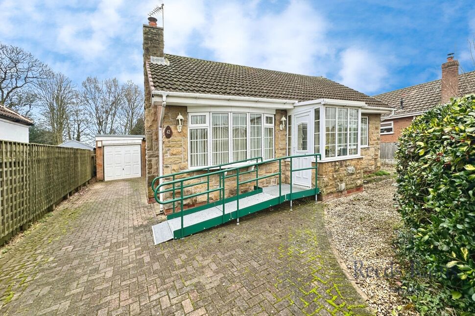 Main image of 2 bedroom Detached Bungalow for sale, Hawthorn Drive, Barlby, North Yorkshire, YO8