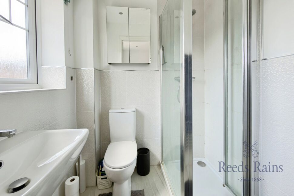 En-Suite Bathroom