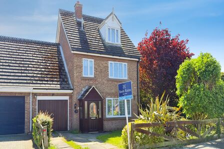 5 bedroom Link Detached House for sale