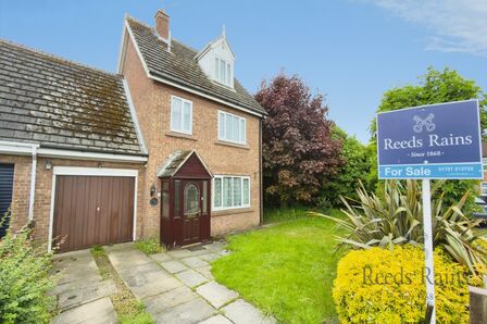 5 bedroom Link Detached House for sale