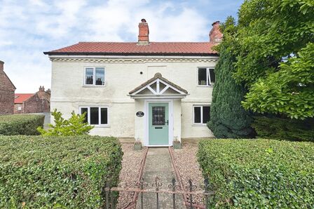 6 bedroom Detached House for sale