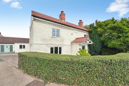 6 bedroom Detached House for sale