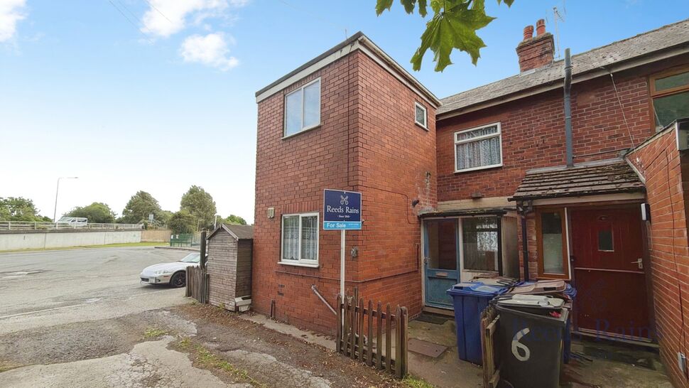 Main image of 3 bedroom Mid Terrace House for sale, Carlton View, Selby, North Yorkshire, YO8