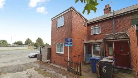 Carlton View, 3 bedroom Mid Terrace House for sale, &pound;90,000