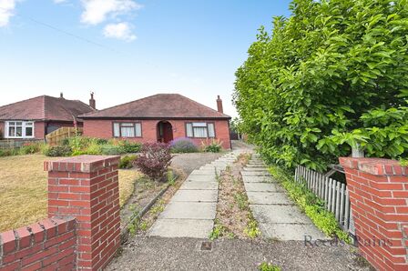 4 bedroom Detached Bungalow for sale