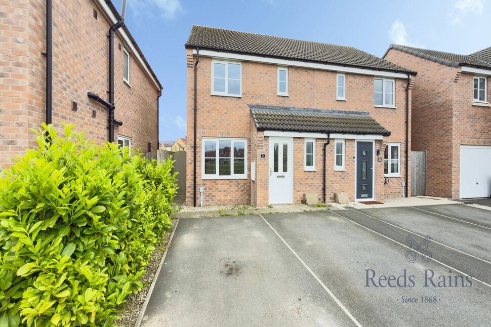 Main image of 3 bedroom Semi Detached House to rent, Pond View, Selby, North Yorkshire, YO8