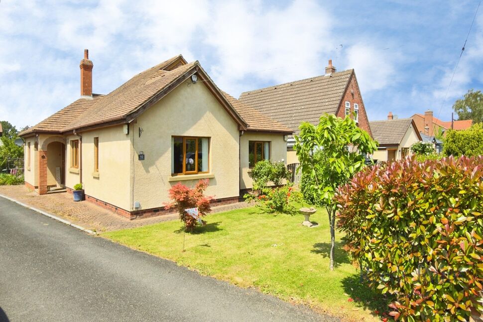 Main image of 3 bedroom Detached Bungalow for sale, Lodge Lane, Gowdall, East Riding of Yorkshi, DN14