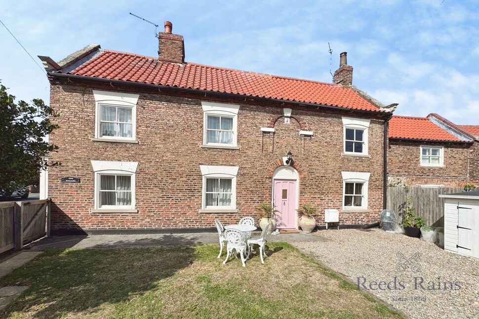 Main image of 3 bedroom Semi Detached Property for sale, Main Street, Hemingbrough, North Yorkshire, YO8