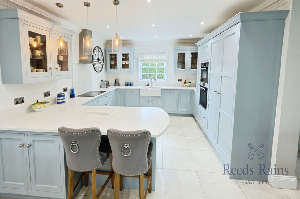 Kitchen / Lounge / Dining Room