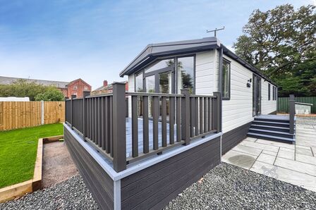 2 bedroom Park Home Property for sale