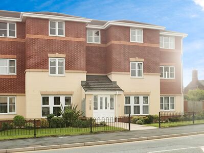 2 bedroom  Flat to rent